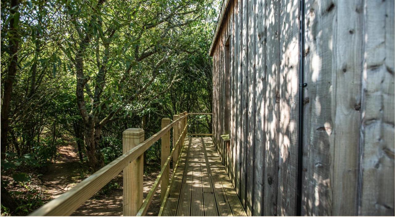 The Hyde- Secret Hide Away, Near The Beach. Truro